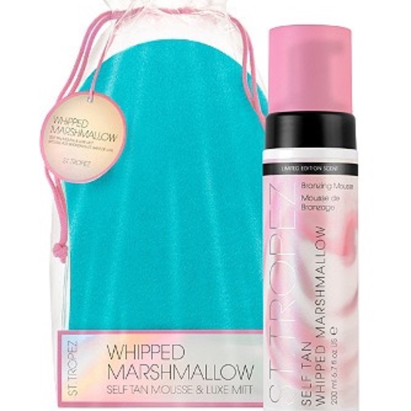 St. Tropez Limited Edition Marshmallow Self Tanner with Mitt - Picture 1 of 4